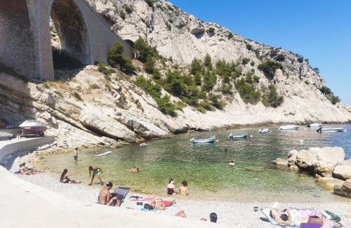 Niolon House | Gîte rénové Calanque La Vesse