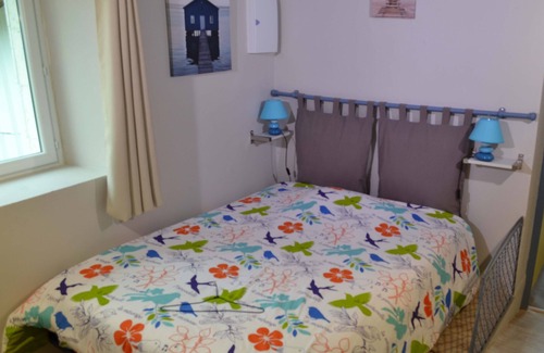 Scorbe-Clairvaux Cottage | Gîte rural de L'Abbesse