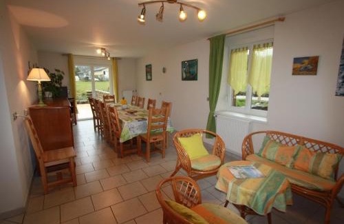 Docelles House | Gîte spacieux avec grande terrasse, proche de Gérardmer - Idéal familles et groupes - FR-1-589-420