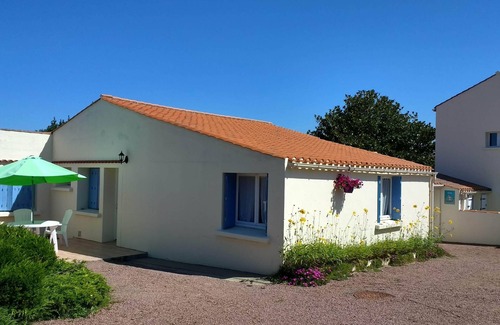 La Chaize-Giraud Cottage | Gîte Tamaris, Piscine Chauffée, à 5 km de Brétignolles sur mer