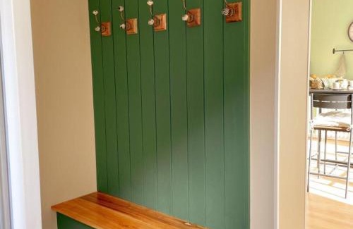 Noyers-sur-Cher House | Gîte tout confort pour 6-8 pers, cœur de village, parking privé, jardin clos, proche ZooParc de Beauval - FR-1-491-344