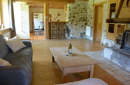 Paroisse des Hautes Combes Apartment | Gîte Tré Le Grenier - Le Grand