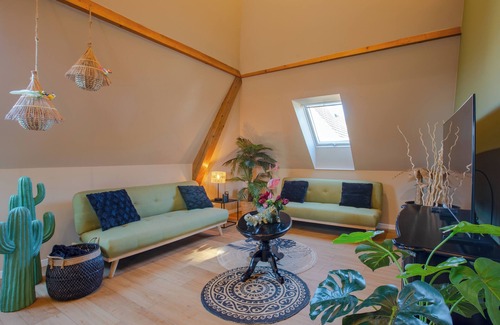 Bennwihr Apartment | Gîte "vignes & Tropiques" 4 - 6 Personnes