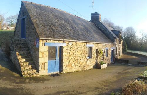 Plouguenast Bed & Breakfast | Gîtes chez l'habitant La Touche d'en Bas