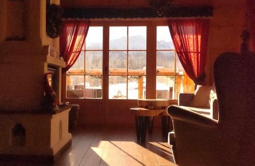 Poronin House | Góralski Domek Łopatówka z kominkiem i Banią - Jacuzzi!