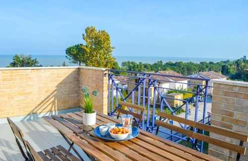 Foggetta Apartment | G.Bay C22 - Second floor apartment with balcony overlooking the sea and the poo