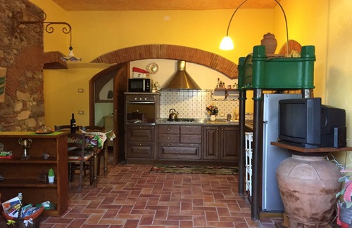 Lucca Historical Center Apartment | G & G MILL - SWIMMING POOL - Wi-Fi FREE