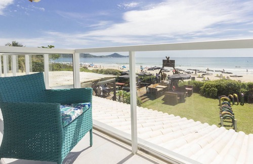 Canto Grande House | Galé Beach Residence 04