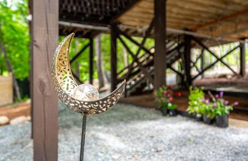 Bynum House | Galaxy Tree House