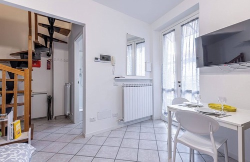 Gallarate Apartment | Gallarate central suite: piazza