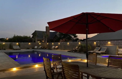Forest Lake House | Game Day Vacay, ROLL TIDE AT THE 405