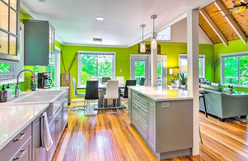 Lake Lure Cabin | Game Room & Mountain Views: Lake Lure Retreat!