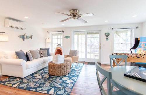 West Chatham House | Game Room Rooftop Deck Fire Pit!