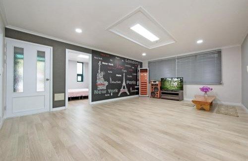 Gapyeong House | Gapyeong Gangbyeonmaru Pension