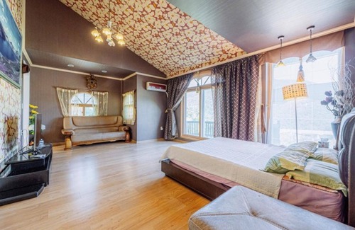 Deokhyeon House | Gapyeong Haetrak Pool Villa Pension
