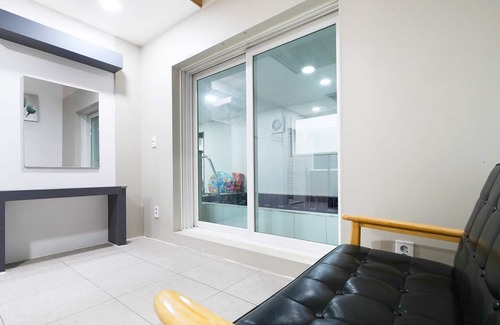 Gapyeong House | Gapyeong Hohokids Poolvilla