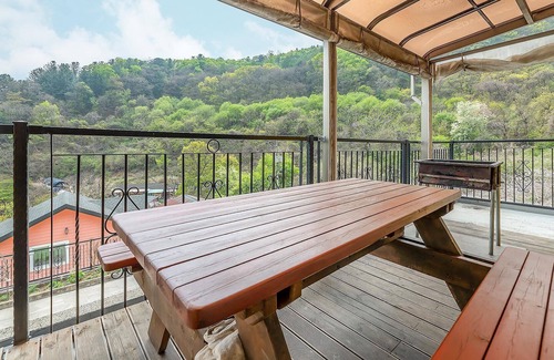 Oeseo House | Gapyeong Maronie Spa Pension