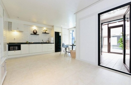 Buk House | Gapyeong Shinbi Kids Pool Villa