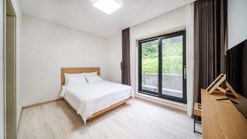 Sang House | Gapyeong Story 166 Pool Villa