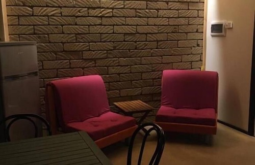 Borgo Roma Apartment | GARBINI AT THE LOFT F FAIR