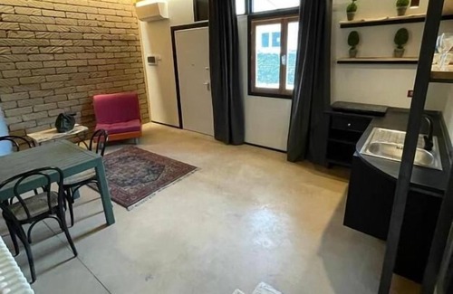 Borgo Roma Apartment | GARBINI AT THE LOFT F FAIR