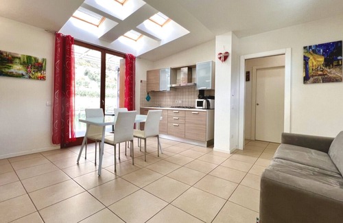 Bolognano-Vignole Apartment | GardaBeBo with lakeview at only few meters from beach of Torbole