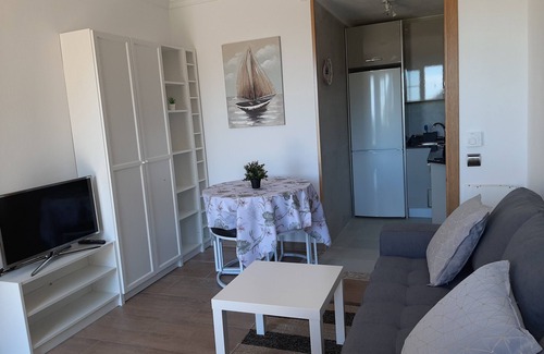 Castro Urdiales Apartment | Garden apartment on Sonabia beach. Sea and mountain views