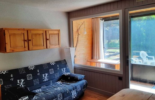 Ancelle Apartment | Garden apartment in the mountains. Quiet residence with green space.
