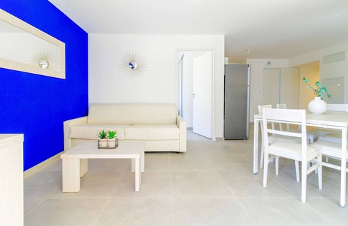 La Faviere Apartment | Garden,beach et pool in La Favière by SELECT’soHOME