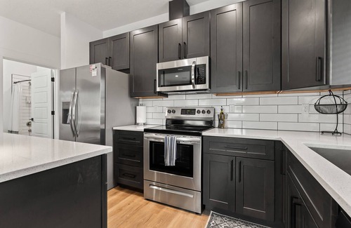 Boise House | Garden City Retreat minutes to downtown Boise-Sleeps up to 21 in 10B/8B home