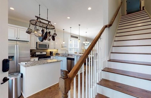 Jekyll Island House | Garden Cottage 10 - Jekyll's Hyde Away
