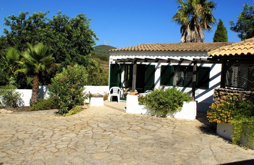 Alcaria Cova Cottage | Garden Cottage of a Country Villa with Pool, Mountain and stunning Seaviews