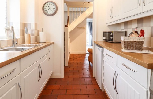 Halstead Cottage | GARDEN COTTAGE - POUND FARM, pet friendly in Great Yeldham