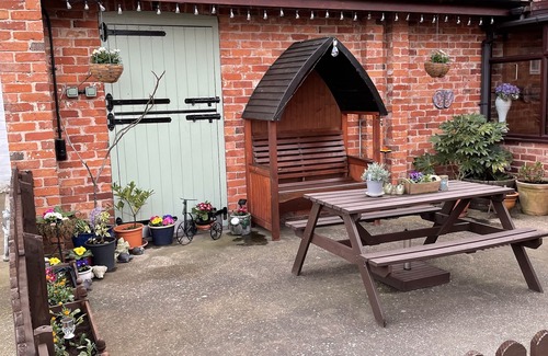 Newark Cottage | Garden cottage self catering