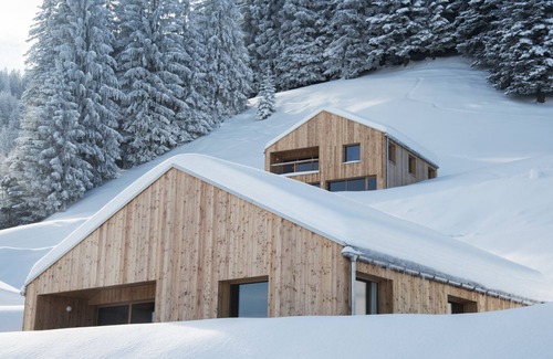 Monthey Cabin | Garden-focused Cabin With Terrace Views