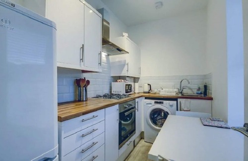 Prestwick Apartment | Garden Gate Upper flat, Prestwick Centre