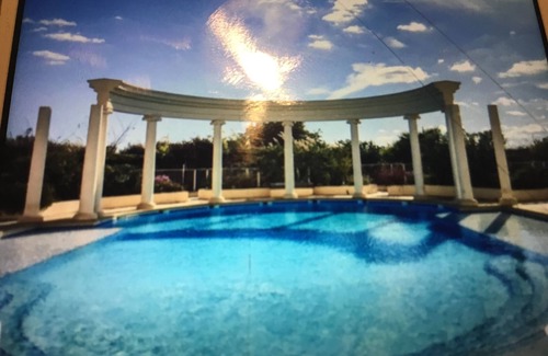 Cap d'Agde Condo | Garden level, renovated apartment 50 m from the beach, shops