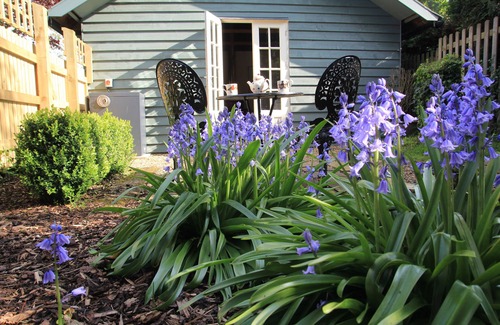 Debenham House | Garden Lodge - One Bedroom House, Sleeps 2