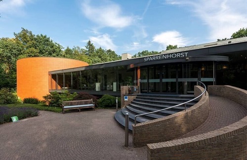 Nunspeet Hotel | Garden Room Near Zandenbos Heated Pool Dog Friendly with Free Parking