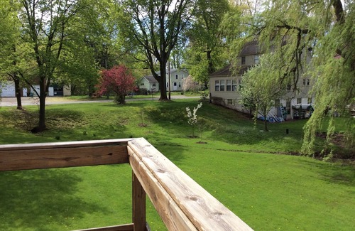 Westfield Apartment | Garden View- Perfect Getaway, Private Unit. Wifi, Patio, Smart TV, AC.