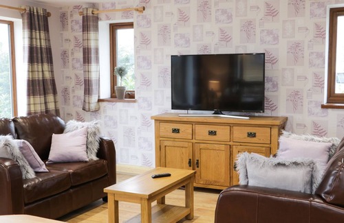 Nantwich Cottage | GARDENER'S LODGE, family friendly, luxury holiday cottage in Nantwich