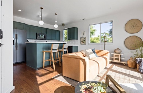 Downtown Apartment | Gardenia at Evergreen