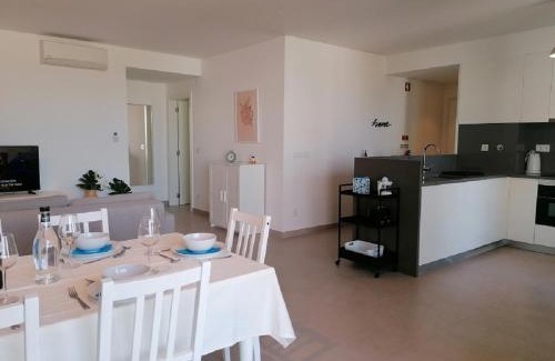 Vilamoura Apartment | Gardens Side By FHR piscina parking
