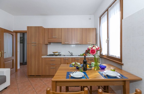 Santa Maria - Rezzonico Apartment | Garibaldi Lake View 3, San Siro, Italy