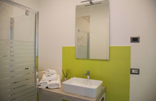 Naples City Centre House | Garibaldi Rooms