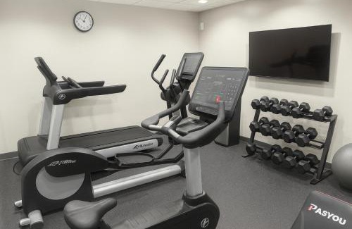 Evansville Hotel | Garner Hotel Evansville East