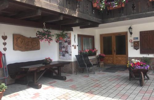 Corvara in Badia Bed & Breakfast | Garni La Vara