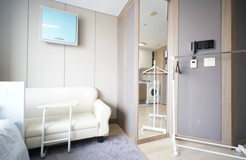 Jamwon-dong House | GAROSU N- TOWER VIEW STUDIO 5MINUTES