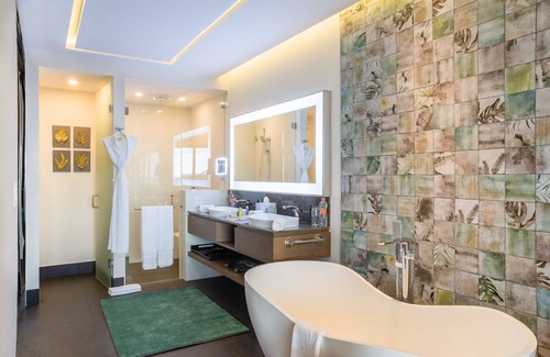 Downtown Cancun Resort | Garza Blanca Resort and Spa 2 Bedroom Oceanfront! Christmas week 12/23-12/30