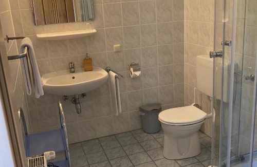 Ehrenhausen Bed & Breakfast | Gasthof zum Goldenen Löwen - Nebenhaus